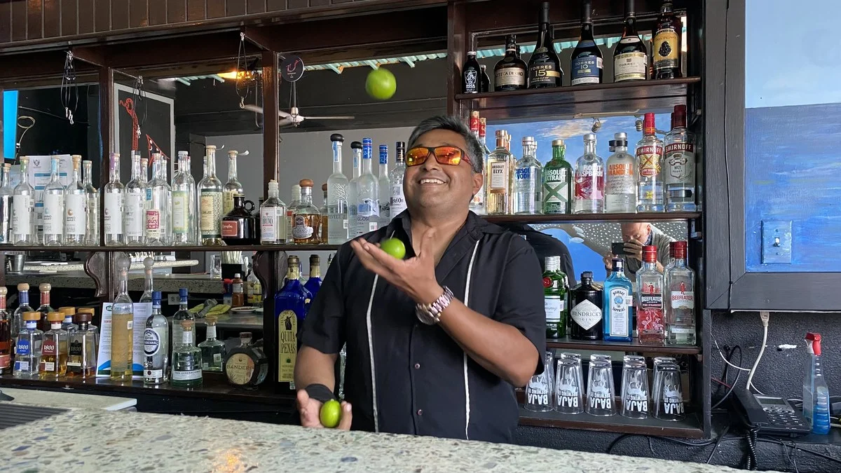 Memo - Co-Founder The Hook Experiences La Paz